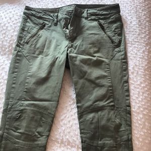 Green cargo skinny jeans
